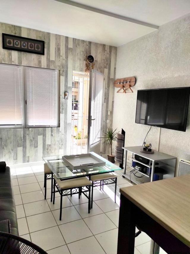 Appartement T2 Au Port De Canet-En-Roussillon - Proche De La Plage Et De L'Aquarium Oniria Exteriér fotografie