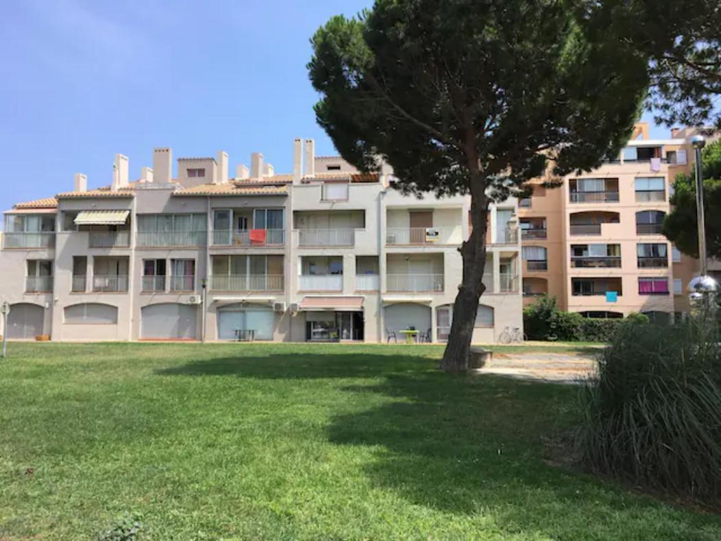 Appartement T2 Au Port De Canet-En-Roussillon - Proche De La Plage Et De L'Aquarium Oniria Exteriér fotografie